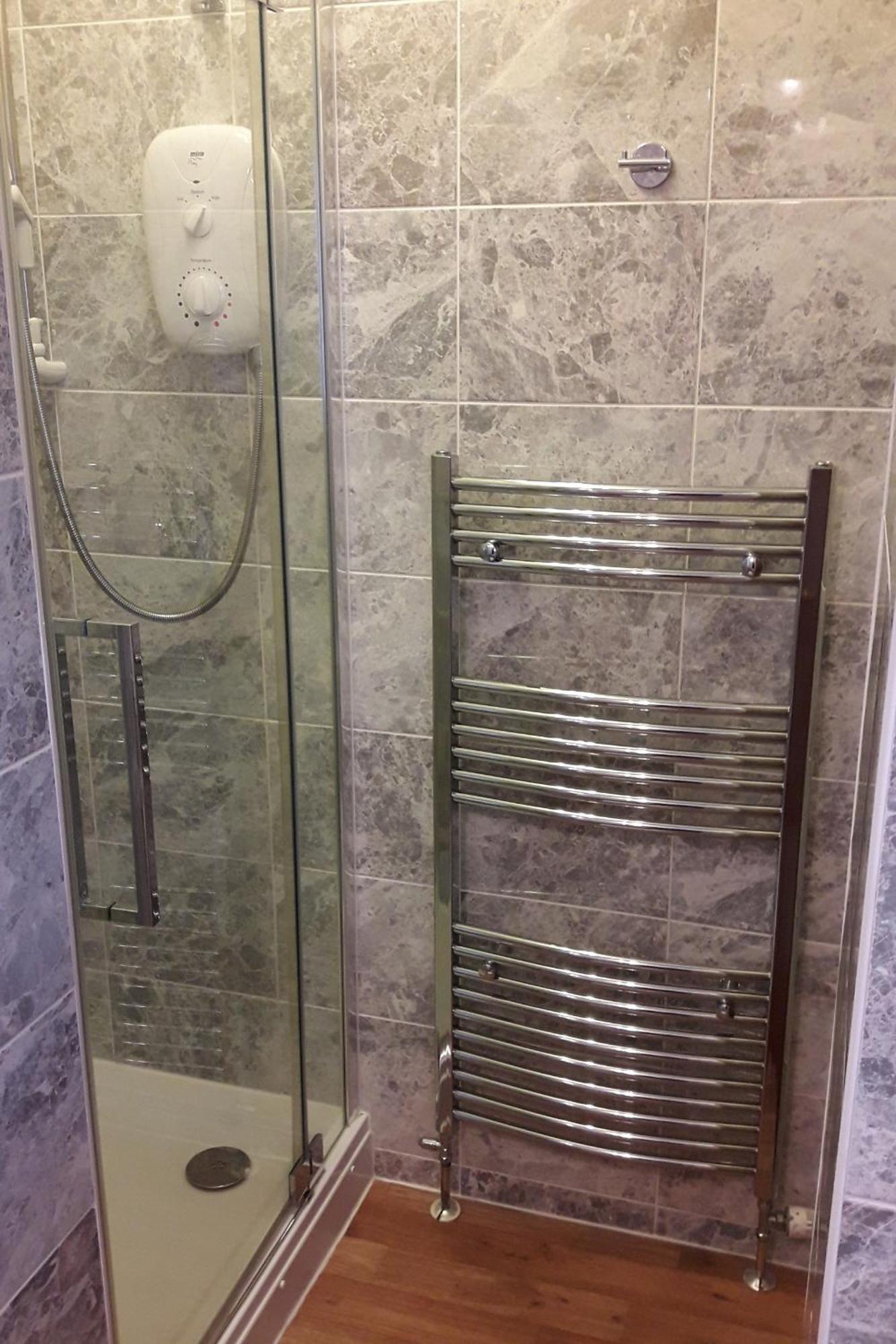 אינברנס Lyndon Guest House חדר תמונה